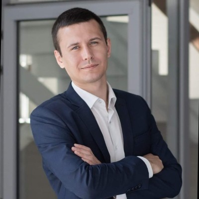 Robert Tsvetanov — Founder of UNEUX
